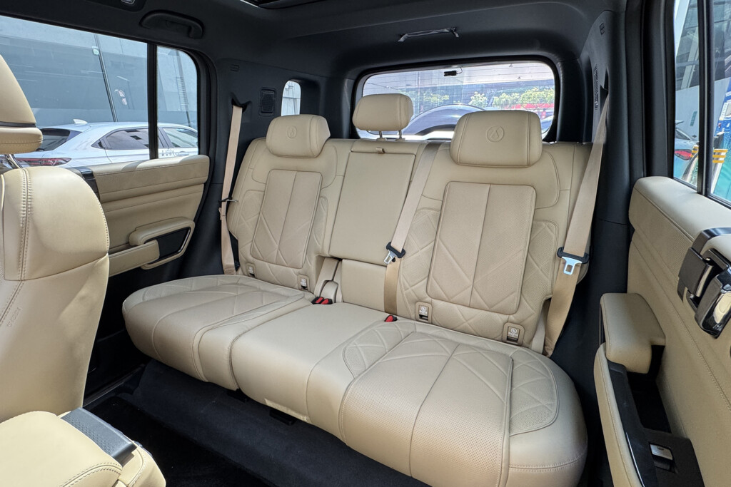 Denza B5 rear seats