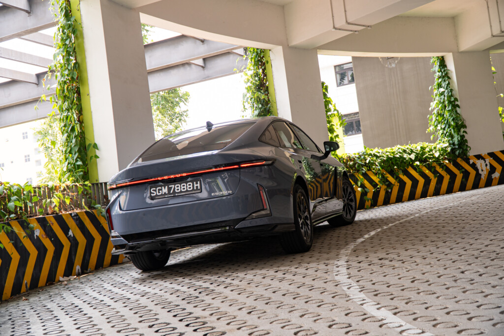 Lexus ES Electric ES350e