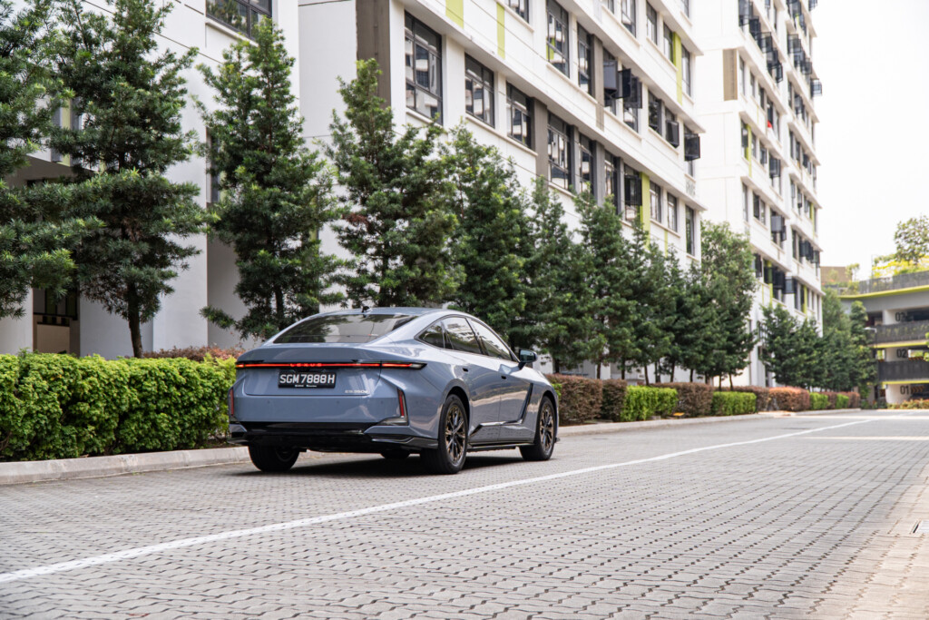 Lexus ES Electric ES350e