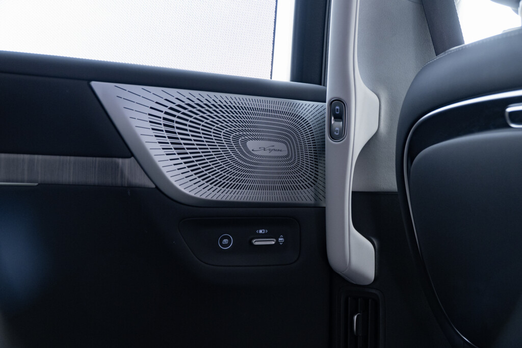 XPeng X9 Pro XOpera sound system